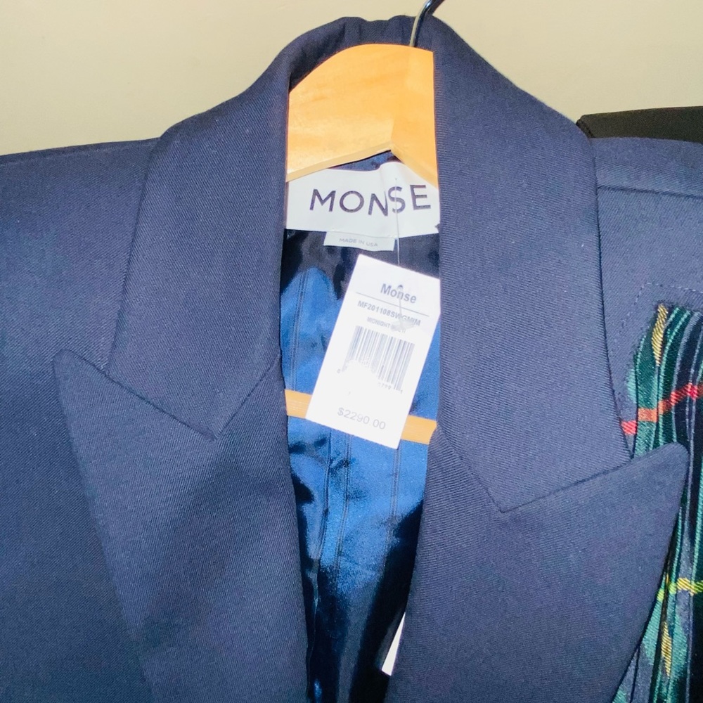 Size 4 never worn
